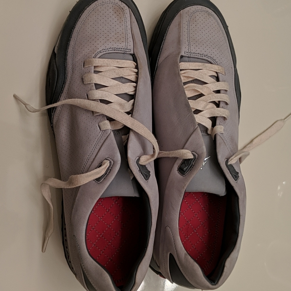 Fairly used Men's Air Jordan Retro I